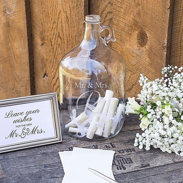 Cápsula do tempo de casamento para mensagens futuras